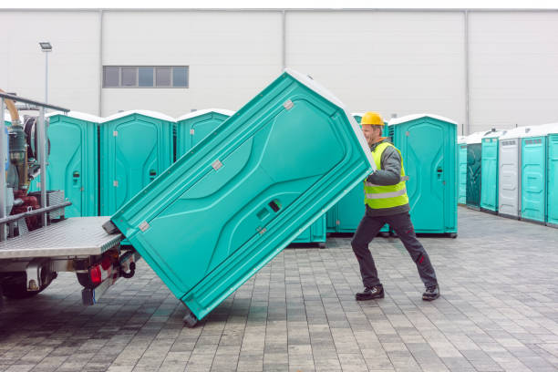 Best High-end porta potty rental  in Guntersville, AL