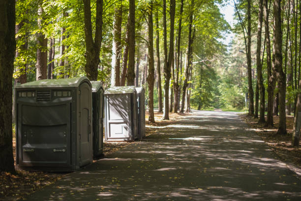 Best Porta potty delivery and setup  in Guntersville, AL