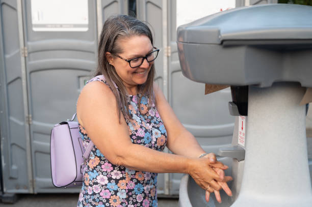Best Wedding porta potty rental  in Guntersville, AL